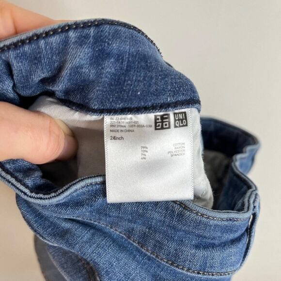 Uniqlo Women's Skinny Jeans Size 24 Tapered Mid Rise Ultra Stretch Light Wash - Picture 6 of 7